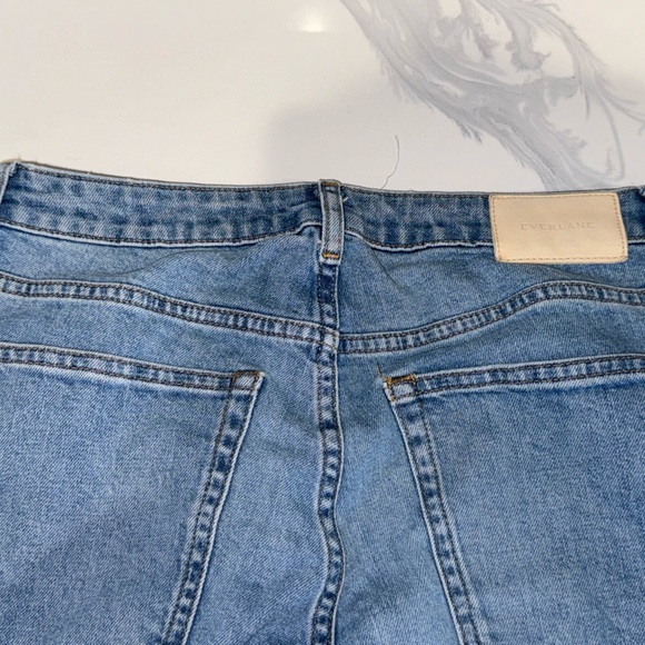 Everlane The Curvy Cheeky Jean - Picture 3 of 4